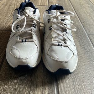 Mens 608 NEW Balance shoes